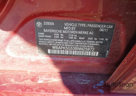 2011 BMW 328I xDrive z USA, uszkodzony, nr VIN WBAPK5G53BNN25872